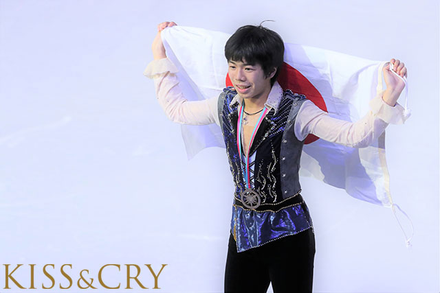 羽生結弦選手が4回転ルッツを含む4種5本の4回転ジャンプを着氷！「グランプリファイナル2019」フォトリポート！