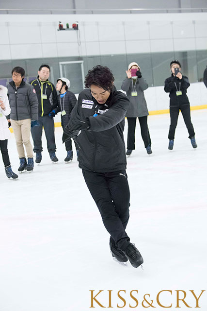 髙橋大輔選手がスケート教室に参加！「2020年は挑戦の年。恐怖や不安もありますが、それを乗り越えた後の喜びを見つけたい」