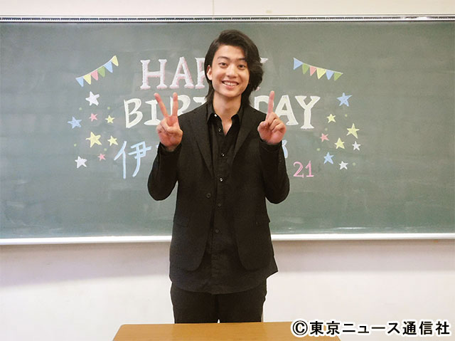 健太郎改め伊藤健太郎、「今日から俺は!!」撮影現場で誕生日をお祝い！