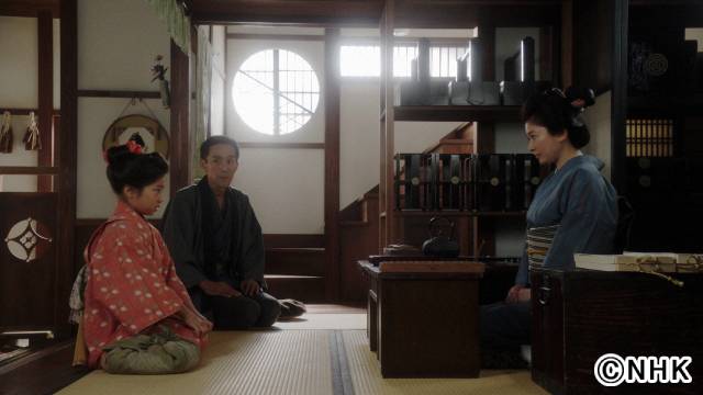 「おちょやん」出演・宮澤エマのコメントが到着。千代が最初に触れた芸事は栗子の三味線だった!?