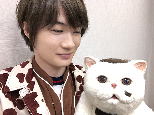 おじさまと猫 神木隆之介のかわいすぎる にゃああ の裏話とは テンションが上がると思わず人間の言葉になってしまいました 笑 Tvガイド ドラマ バラエティーを中心としたテレビ番組 エンタメニュースなど情報満載 おじさまと猫 神木隆之介のかわいすぎる にゃああ の裏話とは テンションが上がると思わず人間の言葉になってしまいました 笑 Tvガイド ドラマ バラエティーを中心としたテレビ番組 エンタメニュースなど情報満載