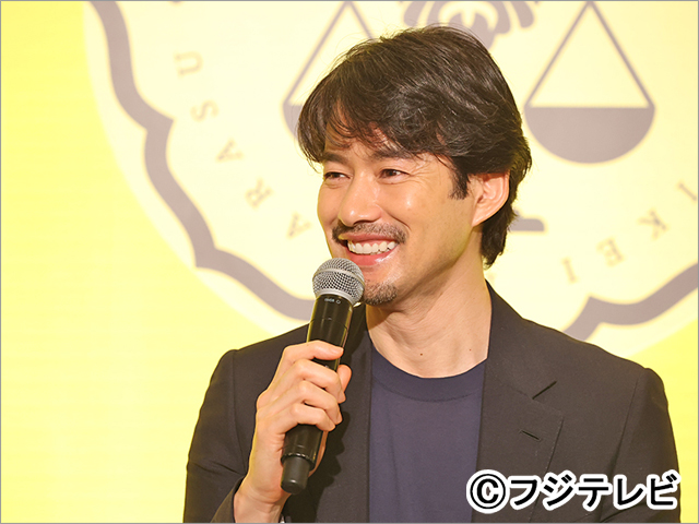 竹野内豊、新田真剣佑と初共演ながら20年ぶりの再会。「父親のような感覚」