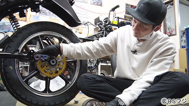 とろサーモン・村田がバイクのレストアに挑戦！ 旧車への愛や持論を熱弁