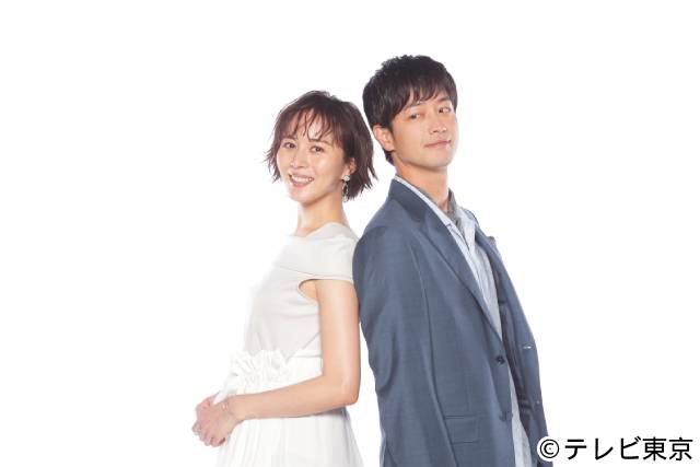 比嘉愛未＆竹財輝之助が語る「にぶんのいち夫婦」の注目ポイントは… “竹財さんのバックハグ”＆“見たことのない比嘉さん”