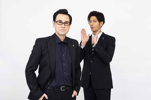 “モツナベ”コンビ・鈴木浩介＆速水もこみちを直撃！ 事件解決に欠かせない2人の演技は「積み重ねないと絶対にできない」＜「緊急取調室」インタビュー＞