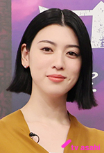 「言霊荘」会見：三吉彩花／阿木紗香