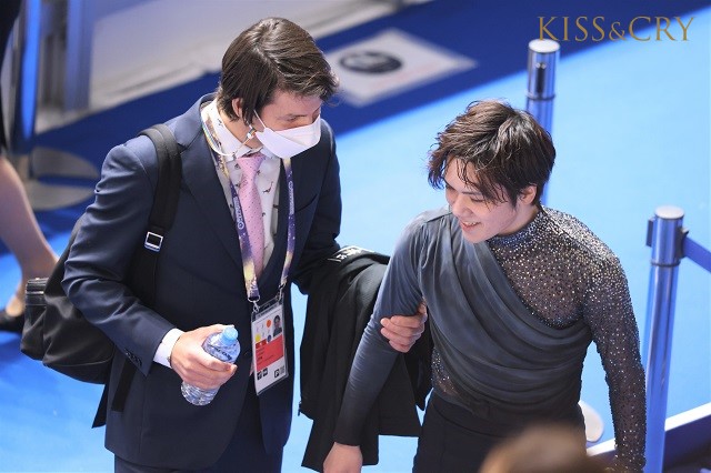 宇野昌磨が「NHK杯2021」で優勝「もっともっと、もっと上を目指して走り続けたい」。山本草太、三浦佳生も健闘！