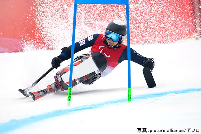 北京パラリンピック2022 アルペンスキー 村岡桃佳（写真：picture alliance/アフロ）