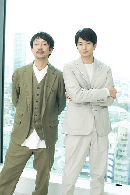 向井理×北村有起哉の爆笑対談！「先生のおとりよせ」過酷すぎた撮影現場とは!? 向井「先輩ですけど、戦友という感じです」北村「本当に刺激的な日々でした」