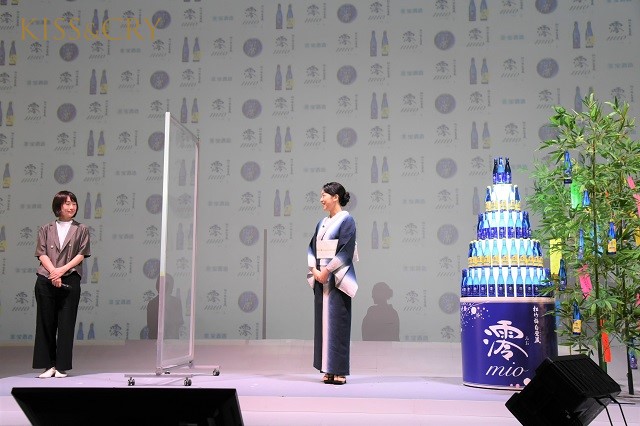 浅田真央がスパークリング清酒「澪」のイベントに登場！「日々挑戦して、自分自身が進化していけるように」