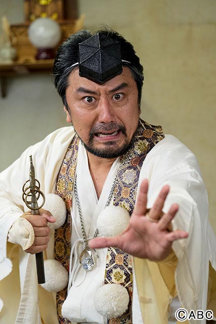 生駒里奈主演「OTHELLO」に原作・脚本の鈴木光司ら出演！「不思議なオーラを放ちながら弁慶のように座っていらっしゃいました（笑）」