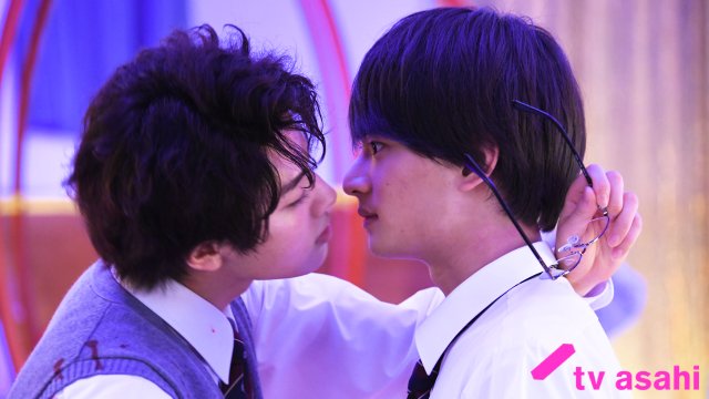 「トモダチゲームＲ４」浮所飛貴と佐藤龍我がキス!? さらに、最強の敵・Kグループ登場で美 少年が勢ぞろい！