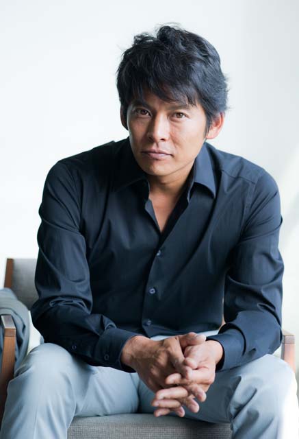 織田裕二が相場英雄・原作の「ガラパゴス」で主演。「演じる上でこれほど『…怖い』と感じたことはない」