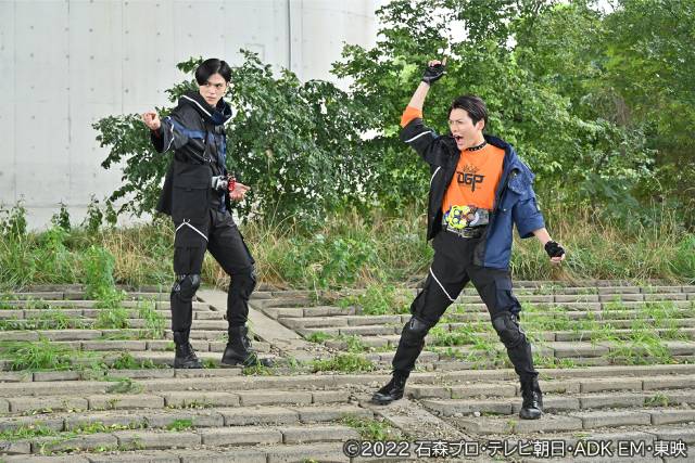 「仮面ライダーギーツ」謎のライダー・パンクジャックの正体は崎山つばさ！  特撮ヒーロー作品初出演に大興奮