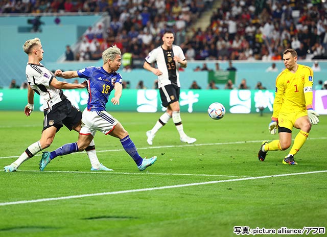 サッカー日本代表：浅野拓磨（FIFAワールドカップ カタール2022）／写真：picture alliance/アフロ