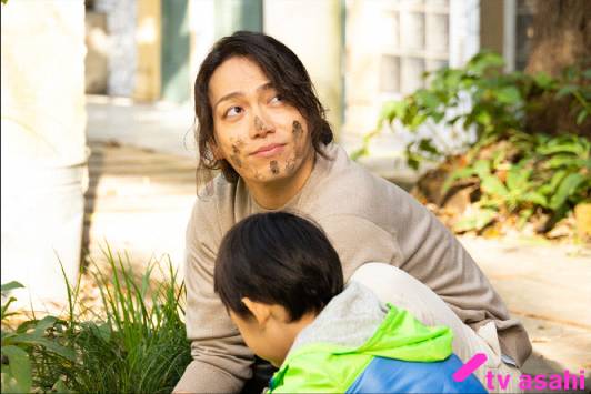 親子のリアルな姿に「痛いほど分かる」の声も──新ドラマ「リエゾン」で主人公・佐山が訴えかける“自分らしさ”とは