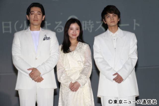 「星降る夜に」吉高由里子が北村匠海、ディーン・フジオカとやってみたいこととは？「私はお酒を飲みながらその様子を見ていたい（笑）」