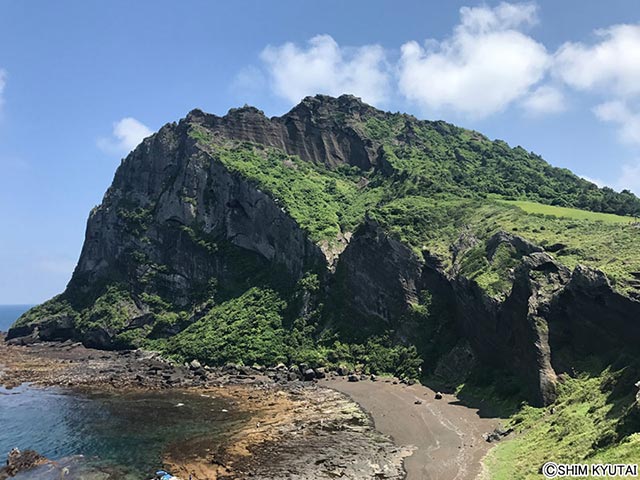 "現地在住日本人ライターが案内する　おてがる週末リゾート チェジュ島