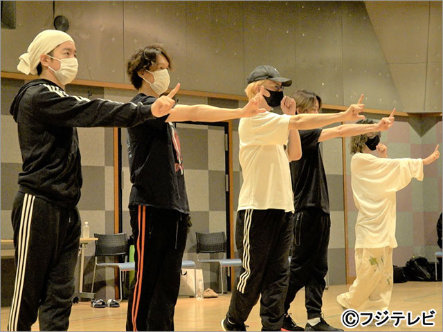 関ジャニ∞、日本最大級の野外ライブ開催の舞台裏を公開。メンバーが語る“揺るぎない”信頼関係