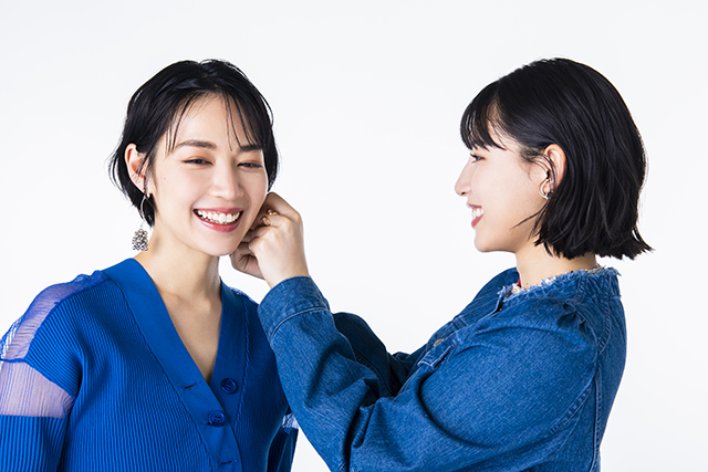 吉谷彩子＆石井杏奈、初共演でW主演！ 愛憎をテーマに描く本作の見どころは？――「悪魔はそこに居る」インタビュー