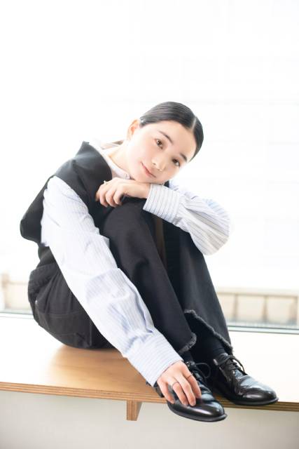 福地桃子「こんなに登場人物が愛らしいキャラクターがそろうドラマって楽しい」――「それってパクリじゃないですか?」インタビュー