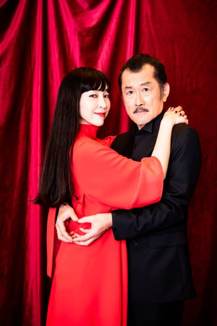 「unknown」で話題の“チャーミングすぎる吸血鬼夫婦”、麻生久美子＆吉田鋼太郎がその魅力を語る！ さらに、高畑充希＆田中圭への思いも明らかに