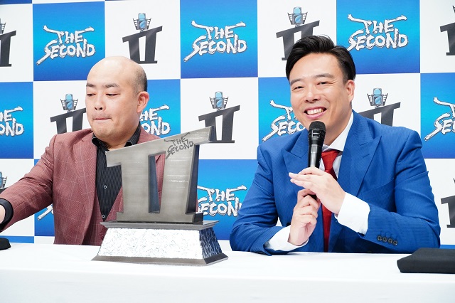 「漫才やろうな」「漫才やりましょう」。結成19年の漫才師・ギャロップが「THE SECOND」初代王者に！【優勝会見リポート】