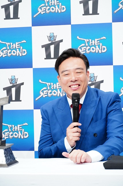 「漫才やろうな」「漫才やりましょう」。結成19年の漫才師・ギャロップが「THE SECOND」初代王者に！【優勝会見リポート】