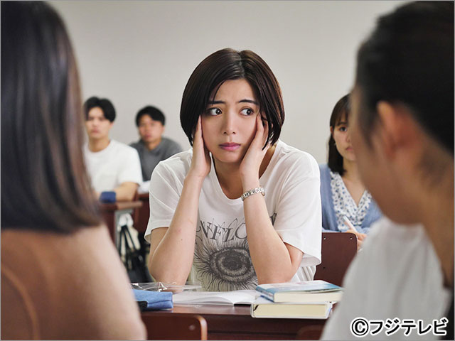 池田エライザ、「世にも奇妙な物語」初主演で“視線”におびえる大学生役