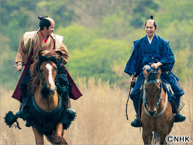 「どうする家康」松本潤＆岡田准一、富士山を望み充実の静岡ロケ！ 今後は本能寺の変に向かって家康が“第3形態”へ