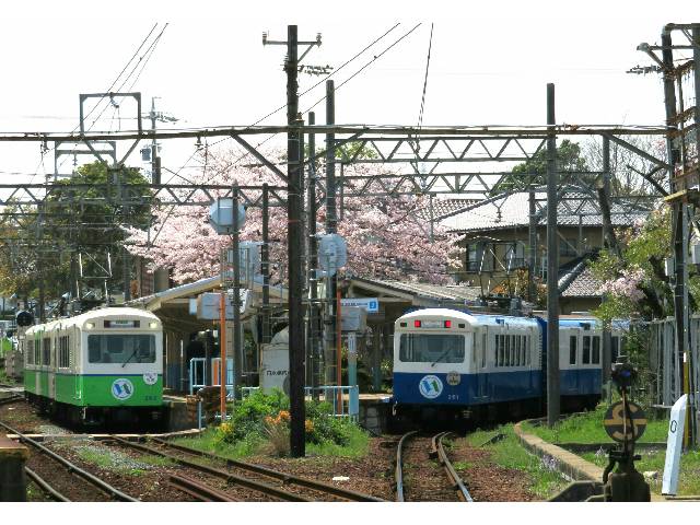 列車の中がスタジオに!? 三重県のレトロな鉄道で撮影会イベントを開催！