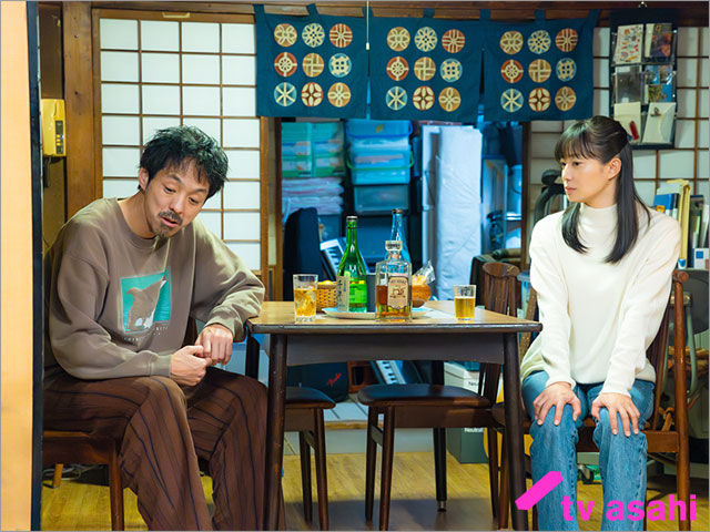 宮藤官九郎が木戸大聖の父役で「ゆりあ先生の赤い糸」第6話に出演。菅野美穂とは11年ぶりの共演