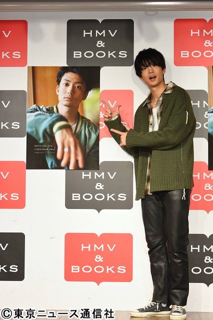 伊藤健太郎がカレンダー発売イベントに登場！「『クールだけじゃない』というのを出していきたい」