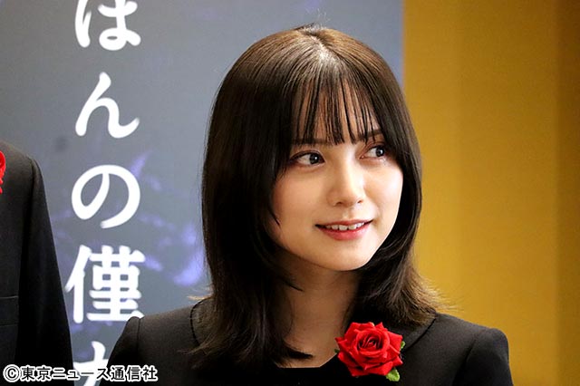 「夫婦の秘密」臼田あさ美、剛力彩芽らが制作発表に登場。キスシーン初挑戦の若手に臼田が大人の発言！