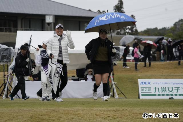 珍しい女子プロゴルフのダブルス戦・第2回大会の模様をオンエア！