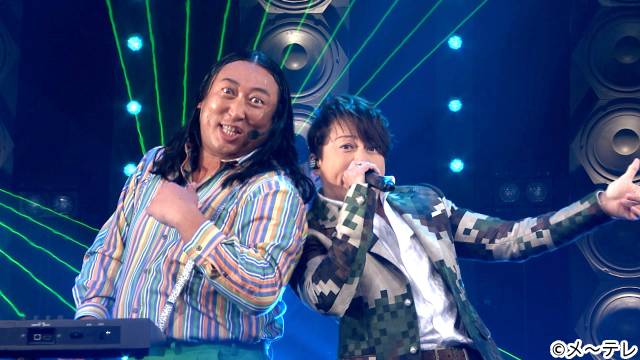 ロバート・秋山がとにかく歌いまくる「秋山歌謡祭」の収録に完全密着！ メモ少年の“過激演出”に秋山も困惑気味!?