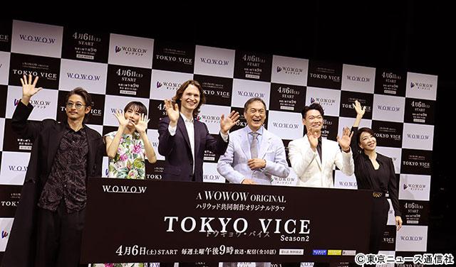 「TOKYO VICE Season２」舞台あいさつ。アンセル・エルゴートの誕生日を渡辺謙らが祝福