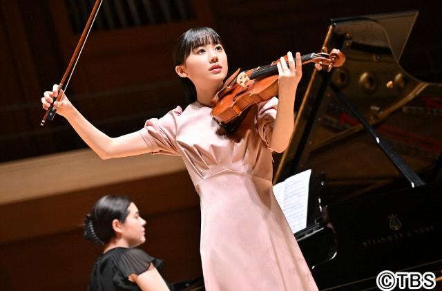 芦田愛菜「西島さんと音楽みたいにかみ合った瞬間があった」――「さよならマエストロ～父と私のアパッシオナート～」インタビュー