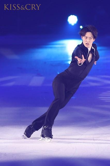 Skating is Rock！「プリンスアイスワールド2024-2025 横浜公演」でPIWチームと宇野昌磨らゲストスケーターが躍動