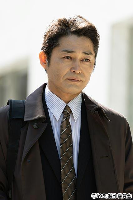 髙橋海人主演「９５」の現代パートで安田顕が45歳になった“Q”に。桜井ユキも出演