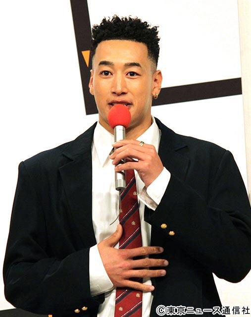 「９５」主演・髙橋海人の25歳誕生日を“学生時代の先輩”中川大志らキャストが祝福