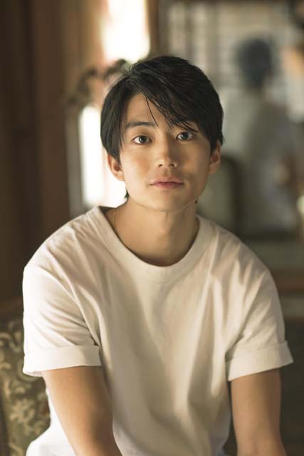 伊藤健太郎が「街並み照らすヤツら」に出演。森本慎太郎が演じる主人公の運命に影響を与える重要人物役