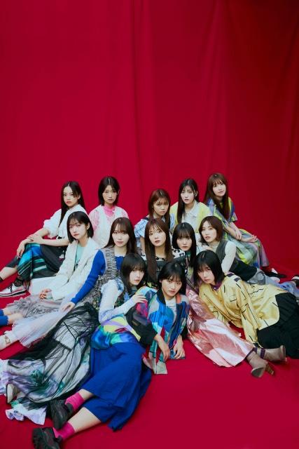 櫻坂46・二期生が表紙＆巻頭に登場!! 13人が「B.L.T.7月号」で咲き乱れる