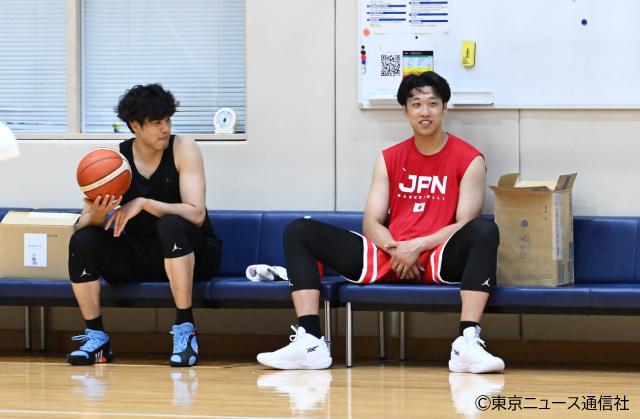 バスケ男子日本代表・強化試合直前合宿フォトリポート。パリ五輪「最終メンバー12人」へのサバイバルがスタート!