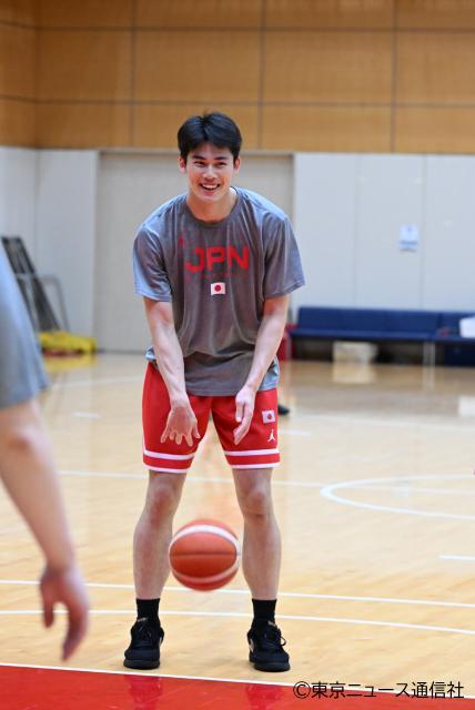 バスケ男子日本代表・強化試合直前合宿フォトリポート。パリ五輪「最終メンバー12人」へのサバイバルがスタート!
