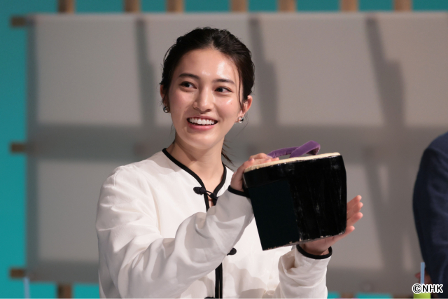 北海道出身の久保田紗友が、大河ドラマ「べらぼう」札幌パブリックビューイングに登壇