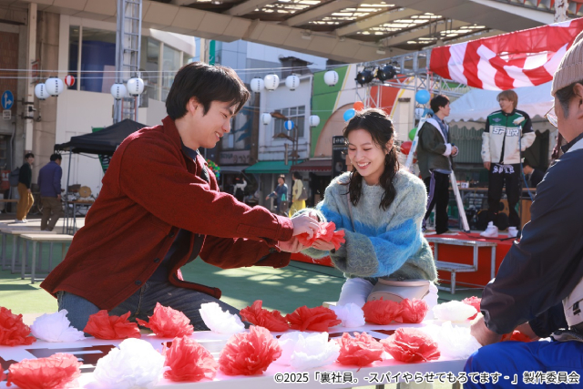 WEST.主演映画「裏社員。」瑠東東一郎監督が語る重岡大毅は「ヒーローみたいな人」