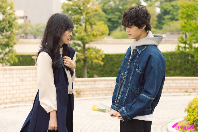 「魔物」第4話。凍也（#塩野瑛久）の謝罪に揺れるあやめ（#麻生久美子）が再び禁断の愛に溺れる