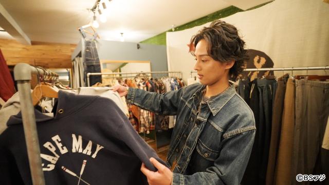 藤ヶ谷太輔が新潟で古着の奥深さを学ぶ「自分の中の少年がこんなに出たのは初めて！」