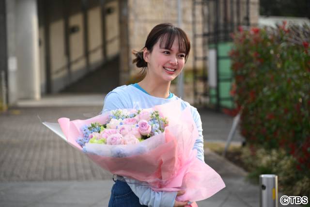 「対岸の家事」主演の多部未華子、感謝と涙の撮了！「この作品に参加できたことは本当に幸せ」
